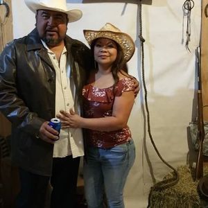 Meet your Posher, Amparo